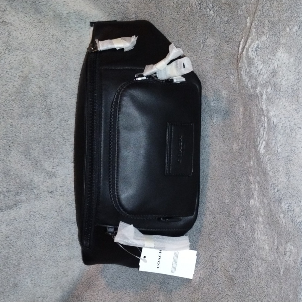 Coach Black Track Bag/Fanny Pack - Picture 1 of 2